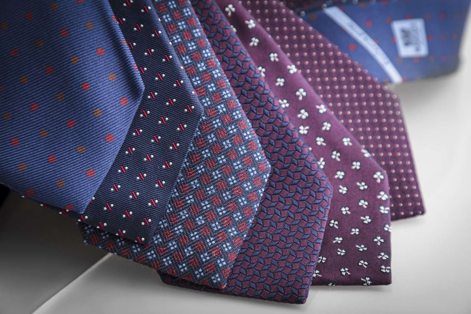 How to enhance a suit: the tie | Lifestyle Chronicles